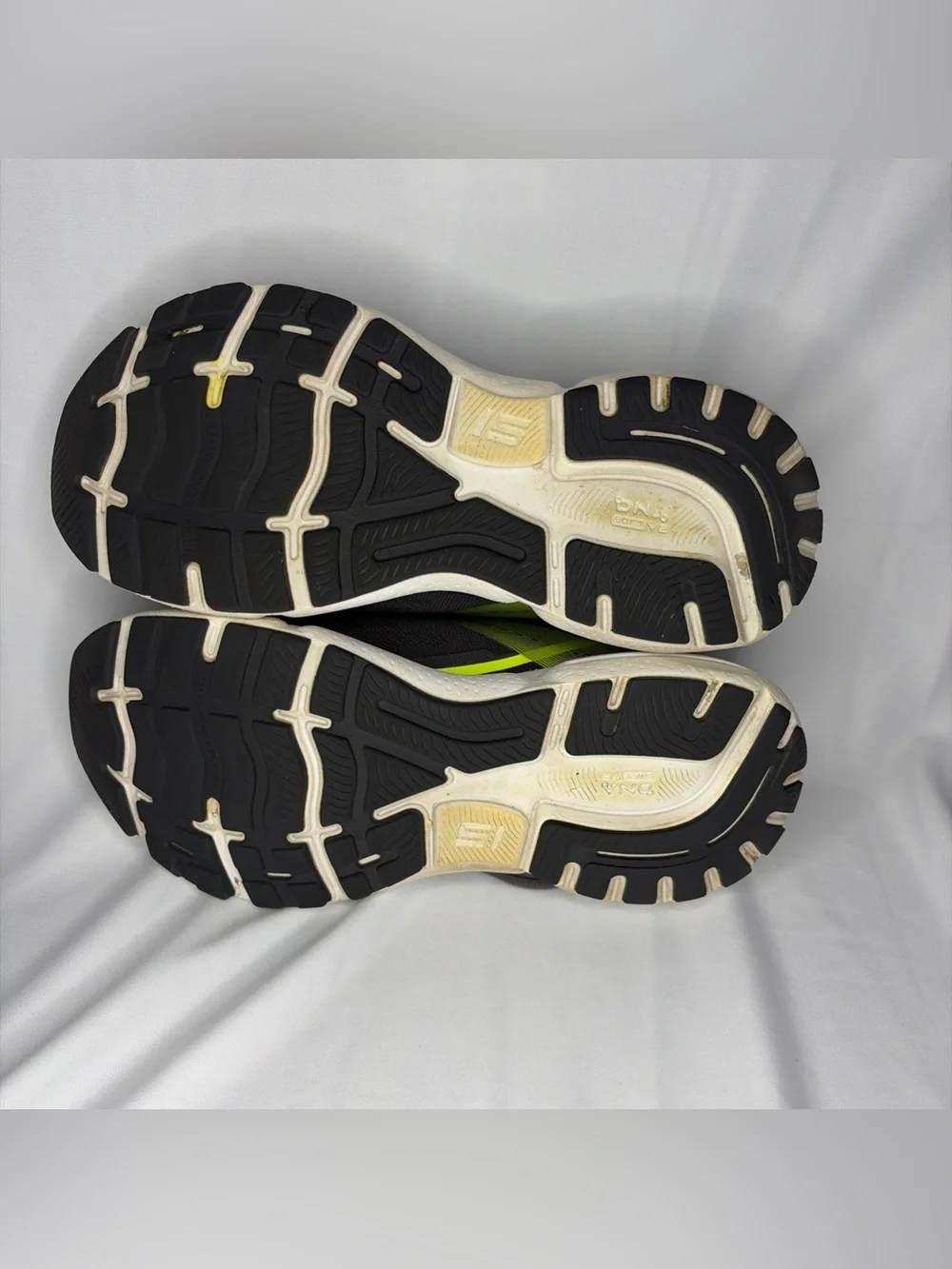Brooks Black Running Sneakers with Neon Green Accents